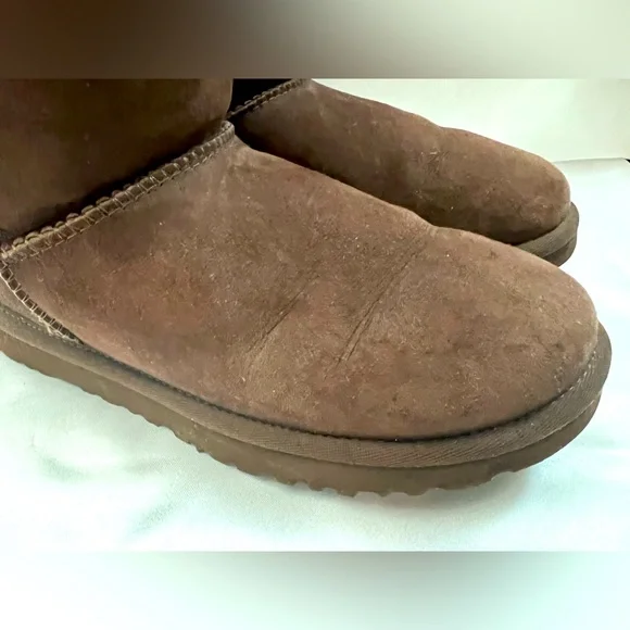 UGG Classic Tall II Boot in color Burnt Cedar - Picture 8 of 13